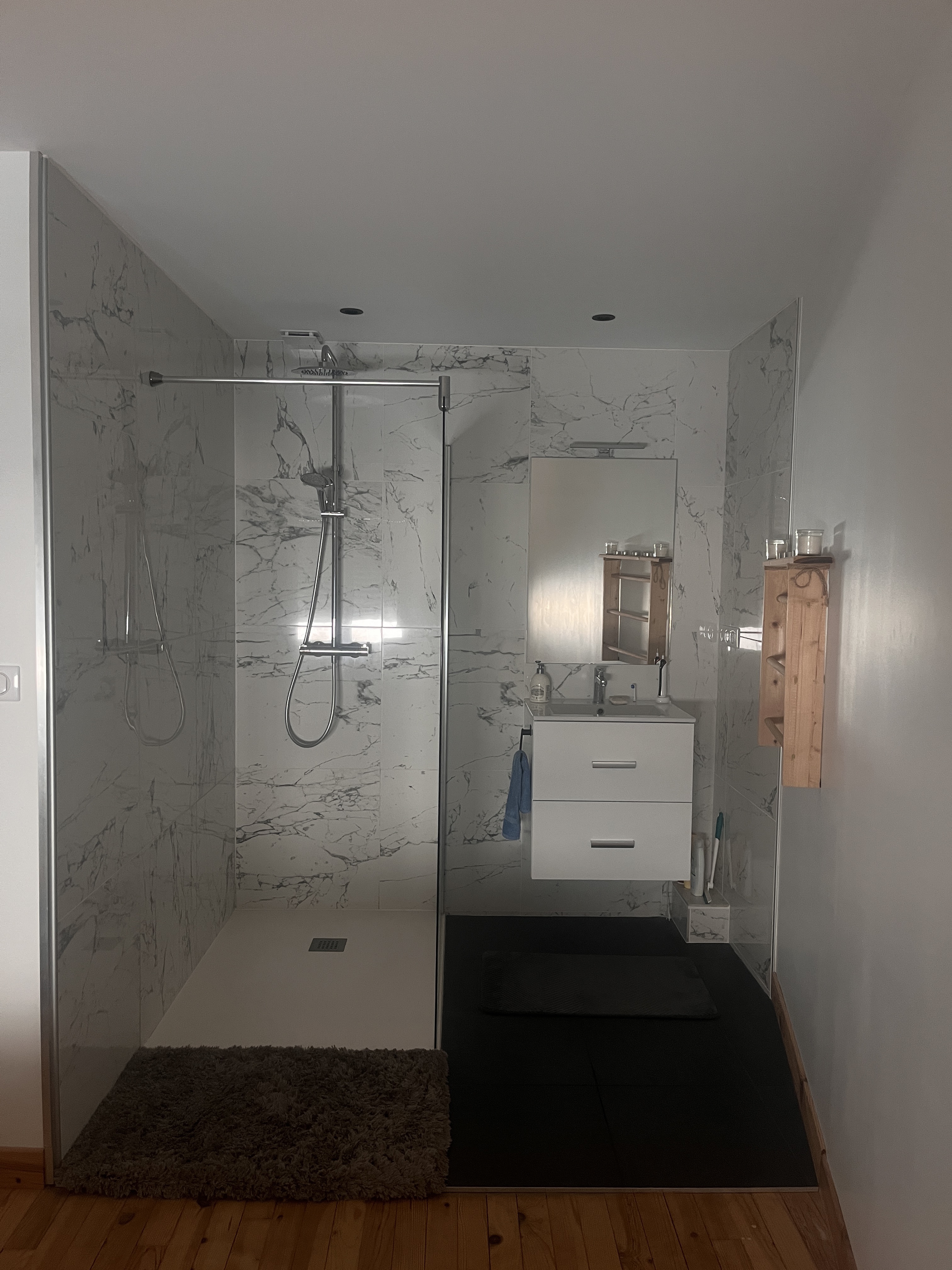 Salle de bain du client avant transformation — TOMANN Vendée
